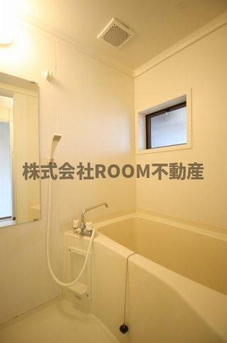 バス・シャワールーム　お風呂で日々の疲れを落としましょう