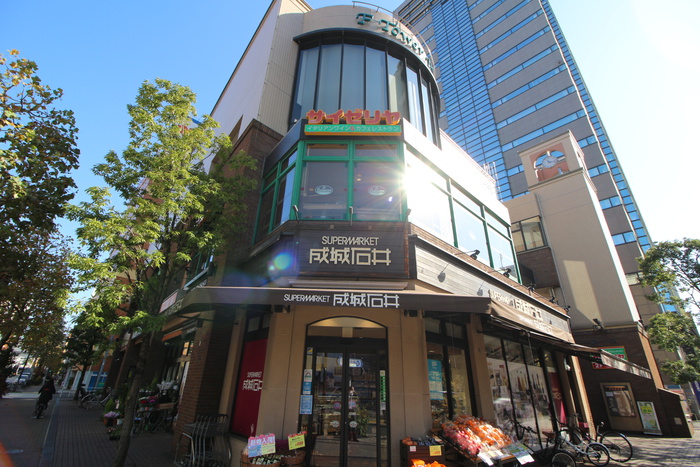 スーパー　成城石井 日本橋浜町店（スーパー）まで142m