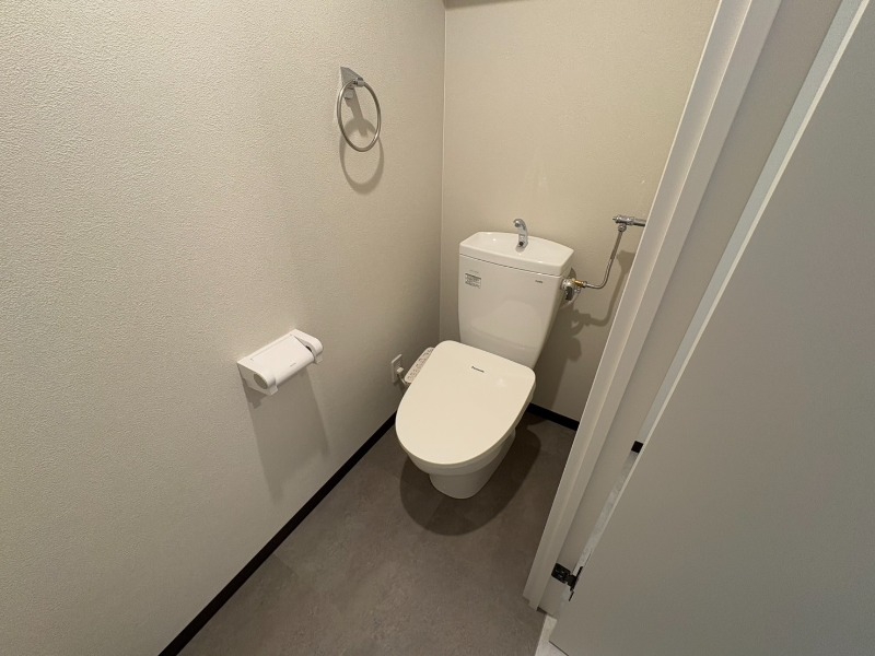 トイレ　トイレです。ウォシュレット付を探している方、おすすめです！