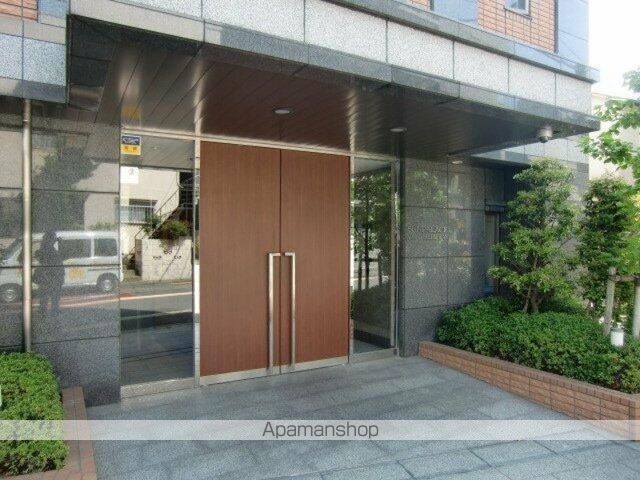 ＪＲ山手線 駒込駅 徒歩9分 8階建 築18年の外観写真