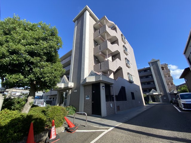 建物外観　こちらが外観です♪