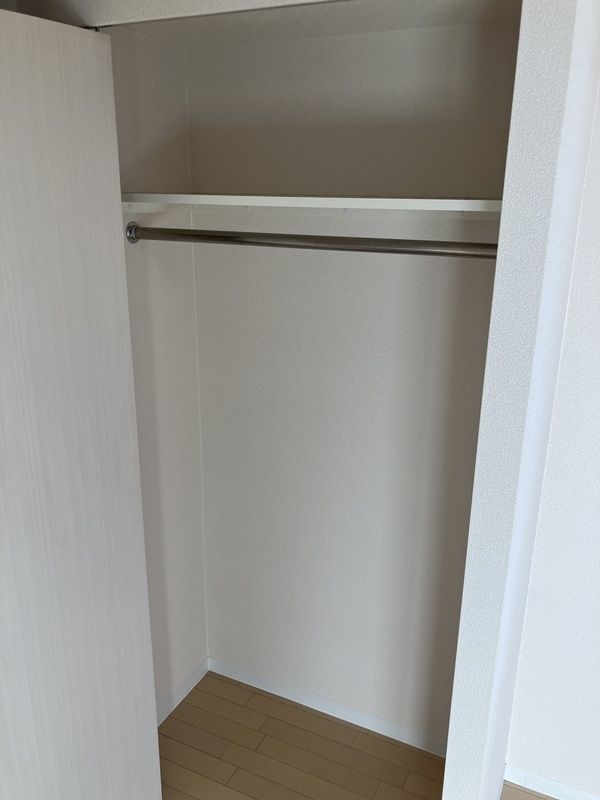 収納　同物件別部屋写真