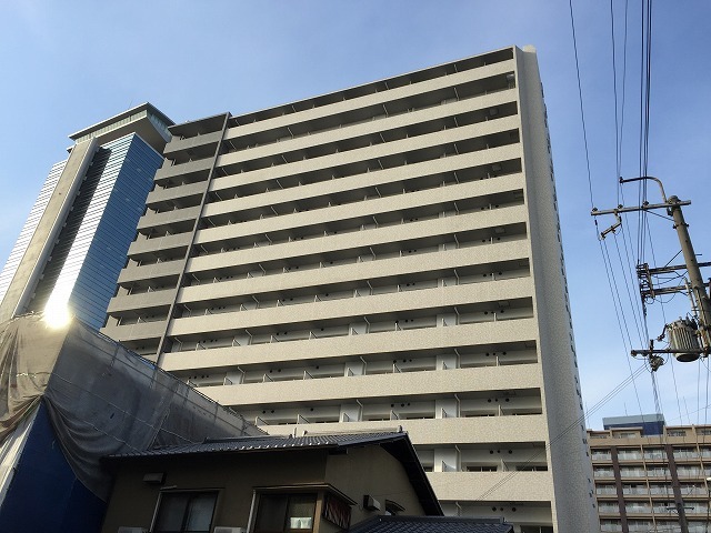 建物外観　全部屋南向きの大きなマンションです