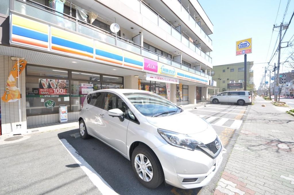 コンビニ　ミニストップ篠崎町1丁目店（コンビニ）まで140m