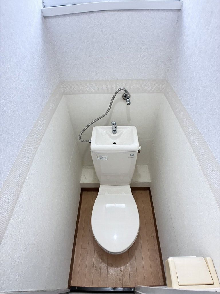 トイレ　トイレ