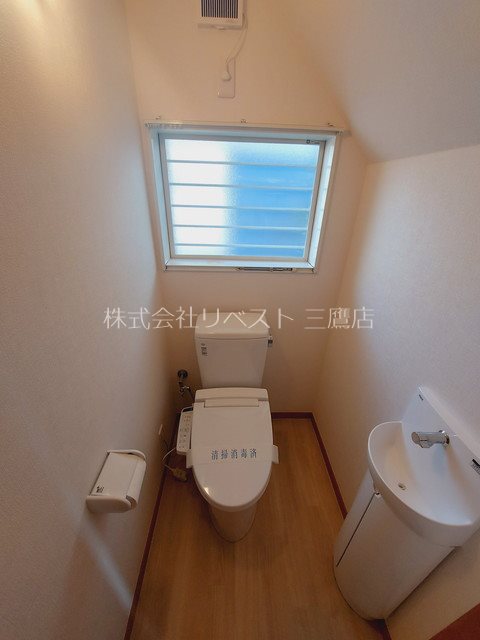 トイレ　洗浄機能付便座