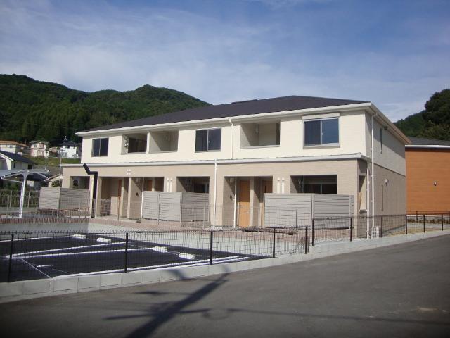 建物外観　外観写真（昼）