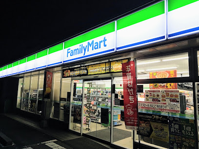コンビニ　ファミリーマート 熱田古新町店（コンビニ）まで754m