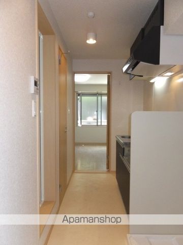 西武池袋線 練馬高野台駅 徒歩10分 2階建 築13年の玄関写真