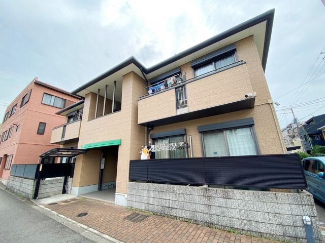 カーサツイン