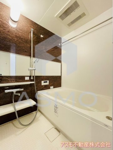 バス・シャワールーム　同マンション別部屋参考写真
