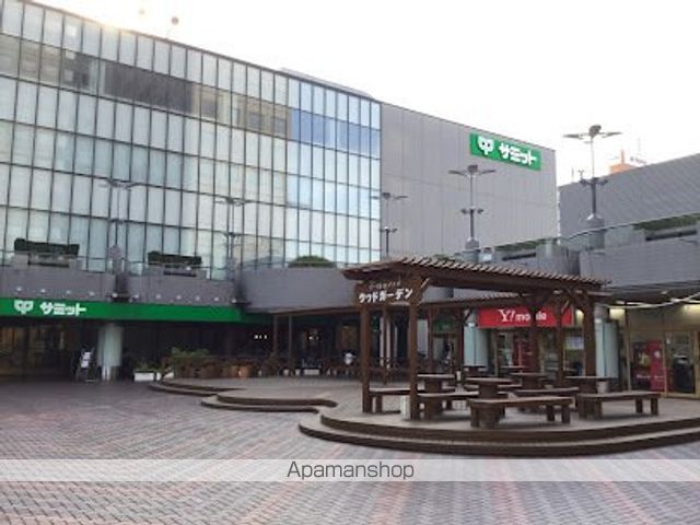 スーパー　サミットストアイースト２１店（スーパー）まで340m