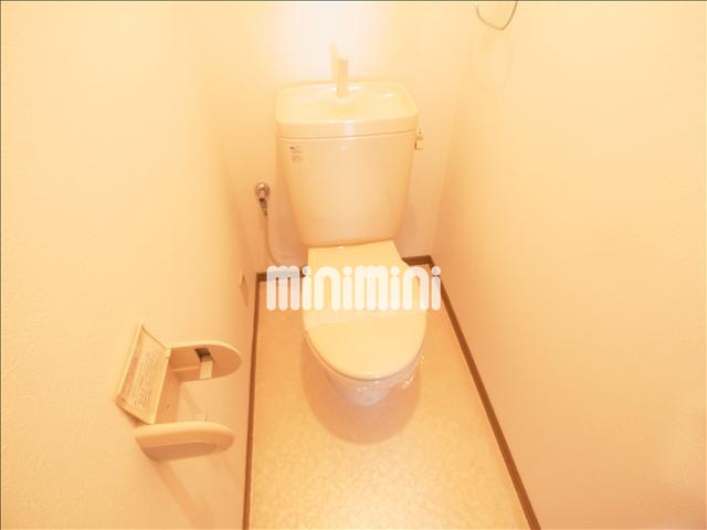 トイレ　トイレです。トイレ内電源あります。