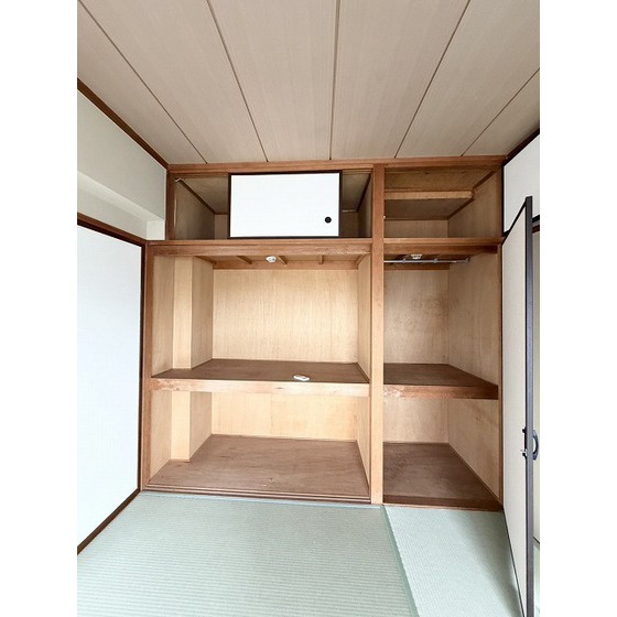 Lohas Court 新寺の内装写真