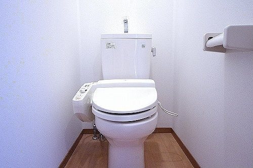 ハイツ・シャルム Bのトイレ写真