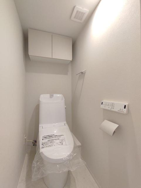 東京メトロ東西線 高田馬場駅 徒歩6分 14階建 築3年のトイレ写真