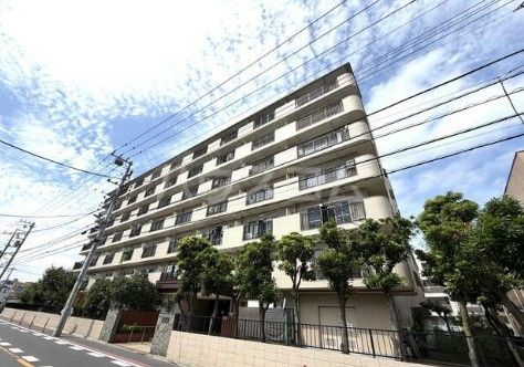 京成本線 お花茶屋駅 徒歩4分 7階建 築50年の外観写真