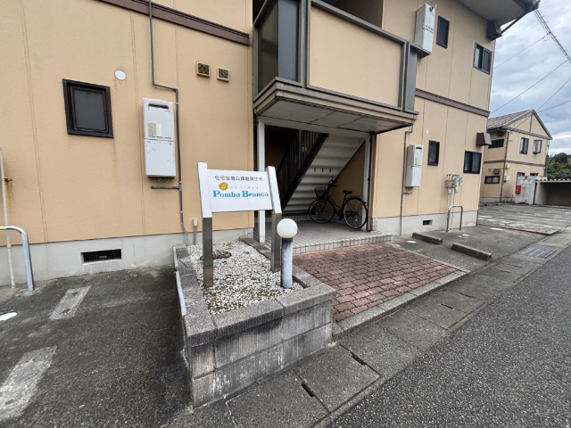 ポンパブランカの外観写真
