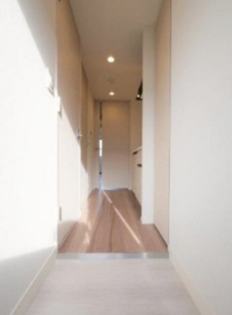 玄関　別部屋同仕様タイプ