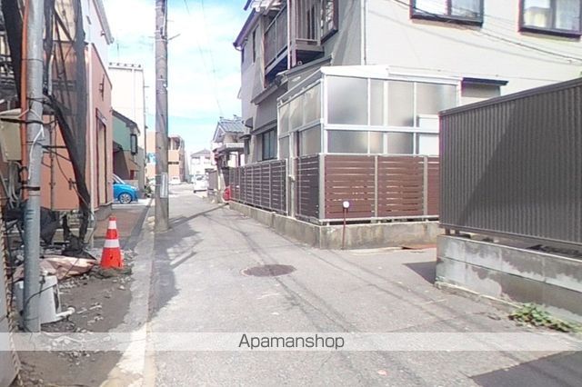 その他　前面道路（その他）まで0m