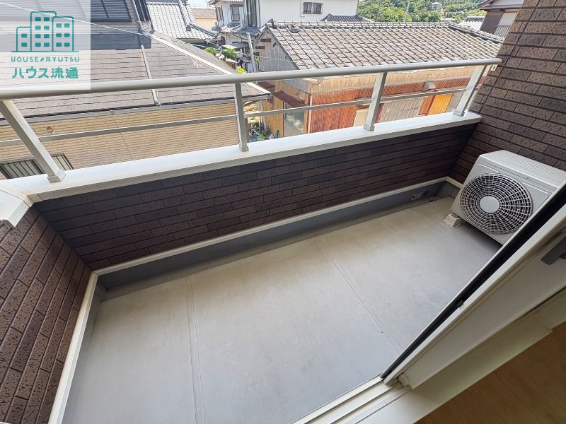 バルコニー　※別号室のお部屋です