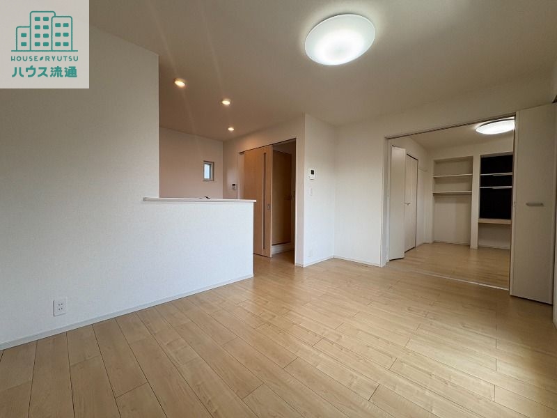 居室・リビング　※別号室のお部屋です