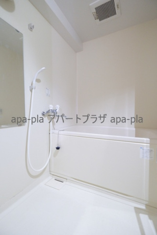シャインヒルIIIの風呂写真
