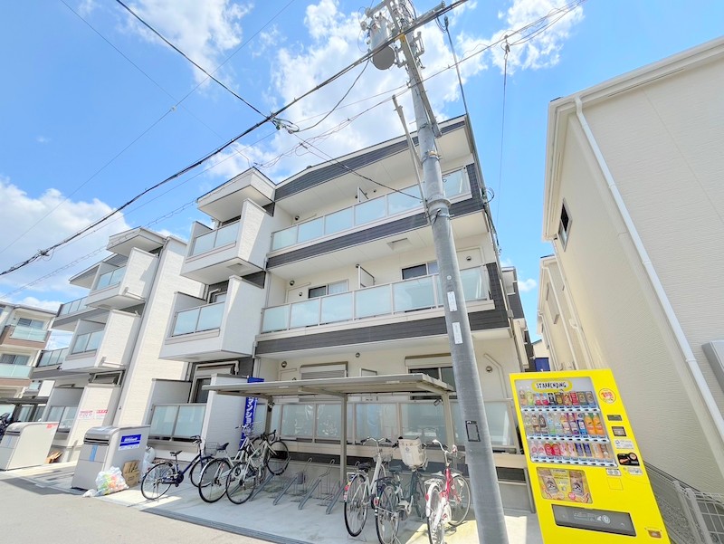 近鉄南大阪線 矢田駅 徒歩8分 築5年