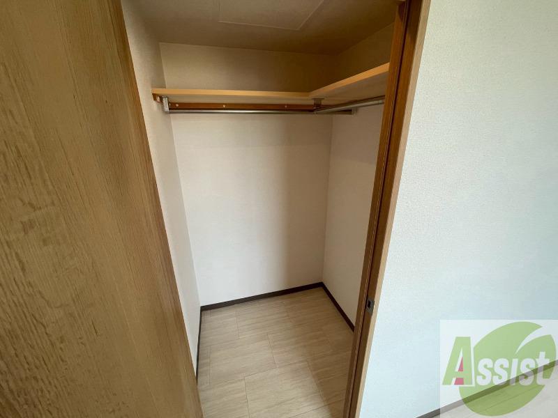 収納　収納もバッチリあるのでお部屋が片付きますよ！