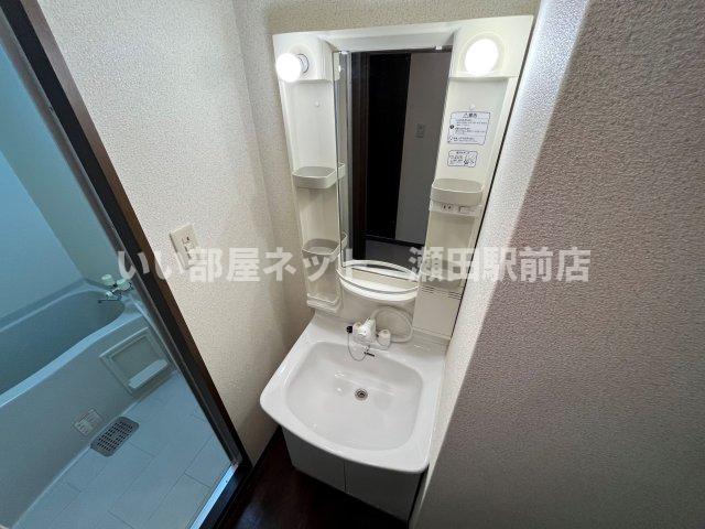 洗面設備　同仕様写真