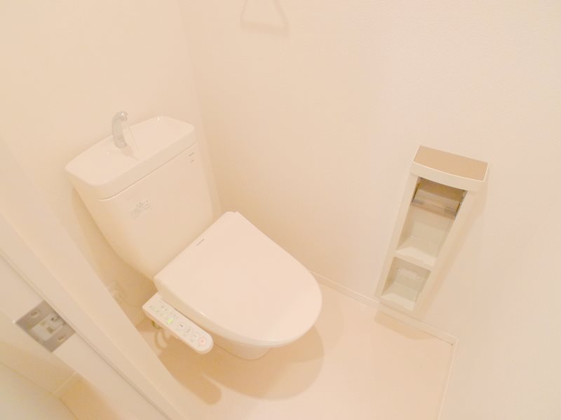 プレシャスコートB棟のトイレ写真