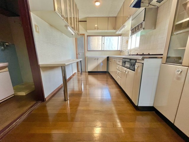 忠岡北2丁目貸家の居間写真