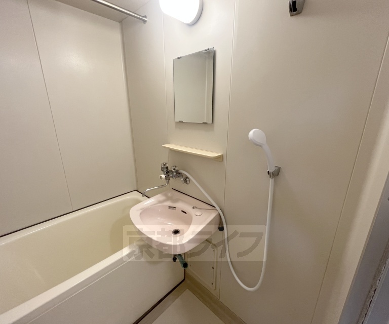 マンション西山の外観写真