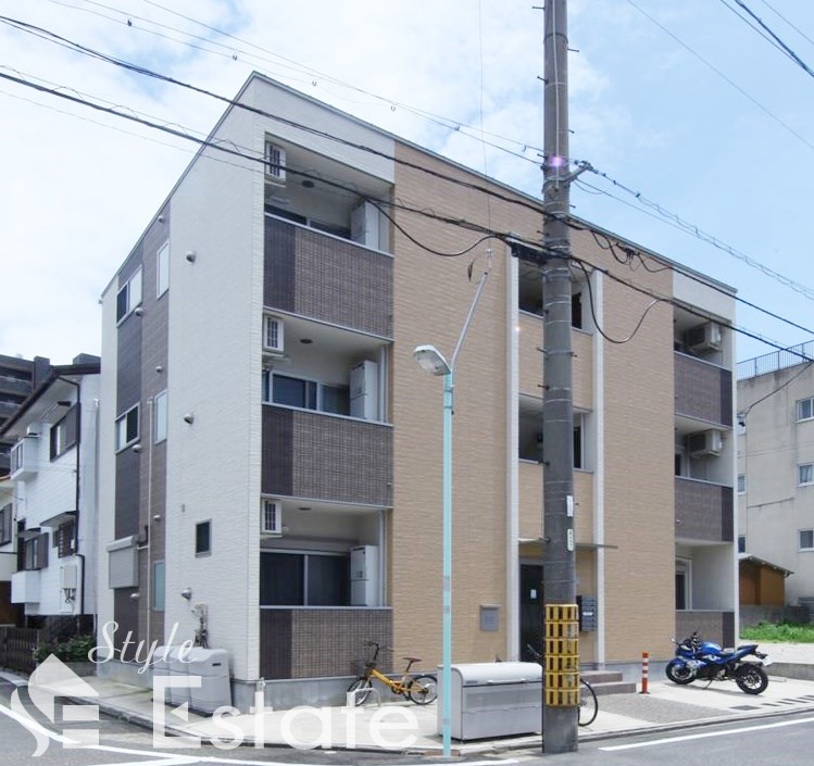 建物外観　デザイナーズ　オープンクローゼット