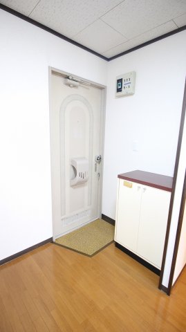 オレゴンハイツBの玄関写真