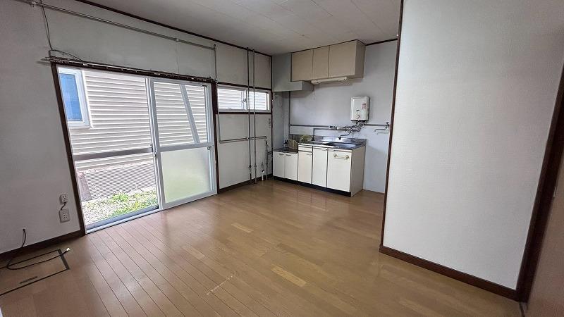 寿マンションの居間写真
