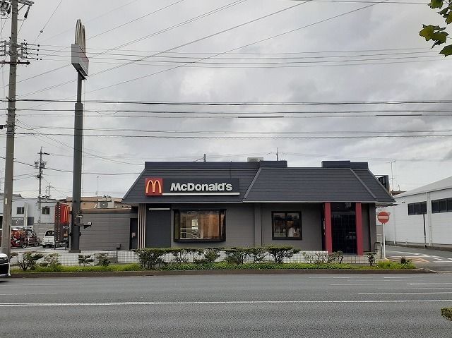 飲食店　マクドナルド浜松茄子町店（飲食店）まで170m