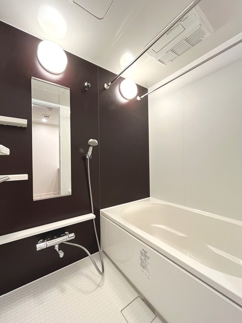 バス・シャワールーム　※写真は同タイプ住戸です。