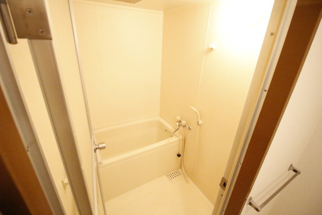 バス・シャワールーム　別のお部屋の写真です