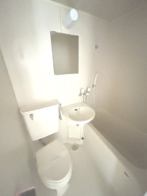 バス・シャワールーム　写真は206号室です（参考）