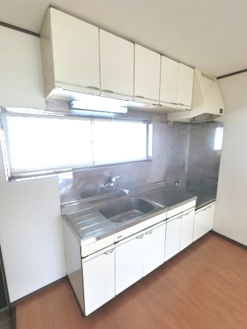 ＪＲ内房線 浜野駅 徒歩12分 2階建 築35年のキッチン写真