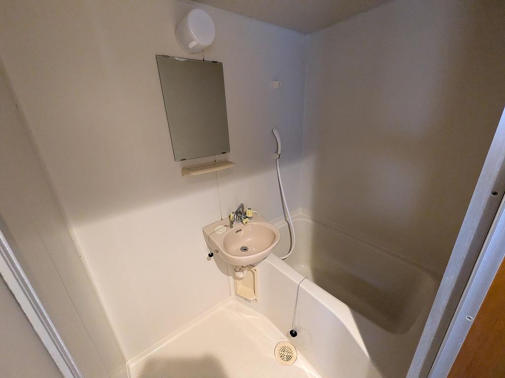 エクセル鐙西の風呂写真