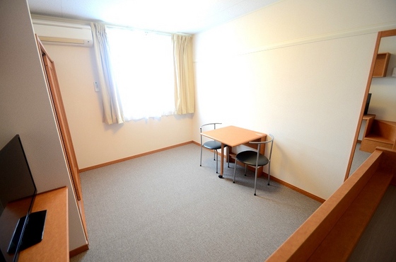 居室・リビング　※別部屋の写真です
