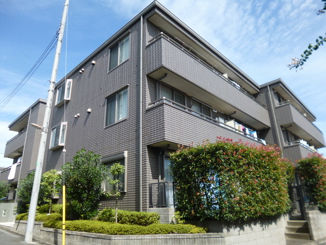 練馬区石神井台のマンションの建物外観