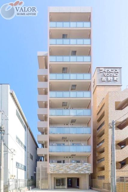 横浜市南区山王町のマンションの建物外観