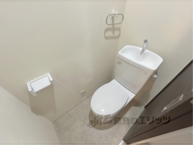 トイレ　コンロ置き場