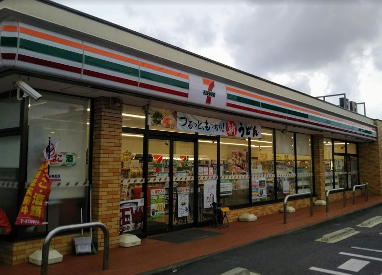 コンビニ　セブンイレブン 名古屋上飯田南町店（コンビニ）まで574m