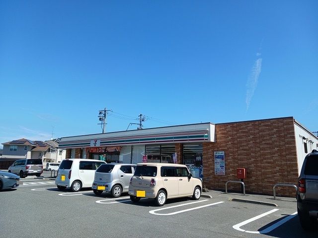 コンビニ　セブンイレブン本郷駅東店（コンビニ）まで1100m