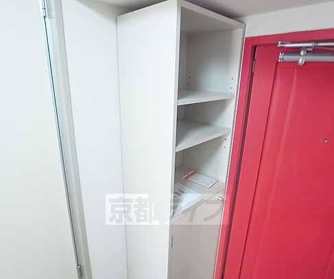 玄関　収納もございます