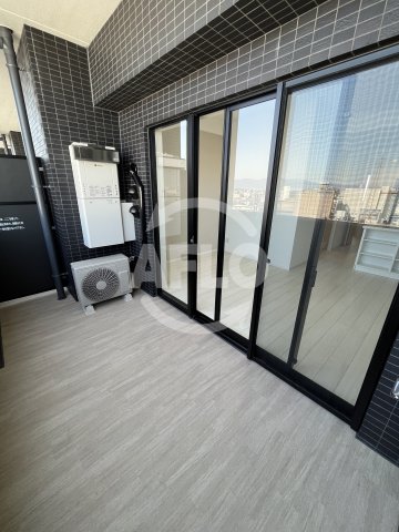 バルコニー　PHOERME TENNOJI East　バルコニー